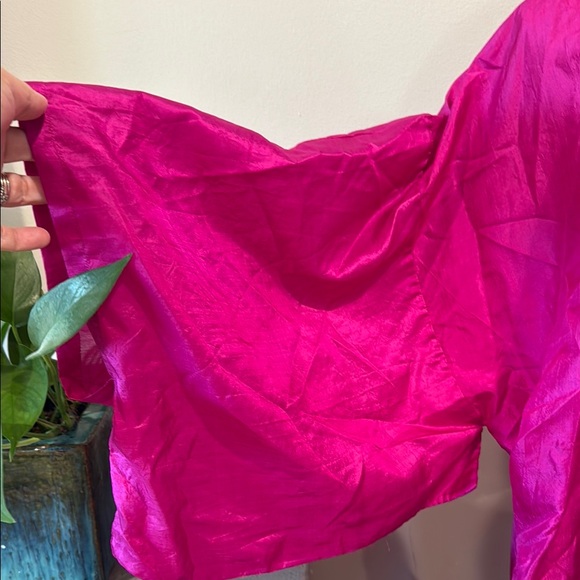 Vibrant Pink Kimono Robe - Picture 5 of 6